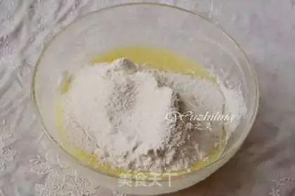 Make Black sesame egg rolls step 2