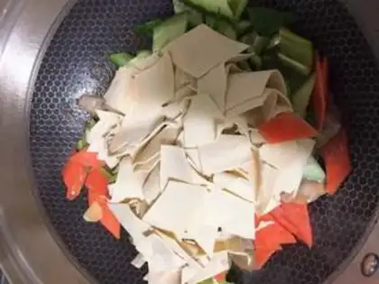 Make Pork and vegetables step 6
