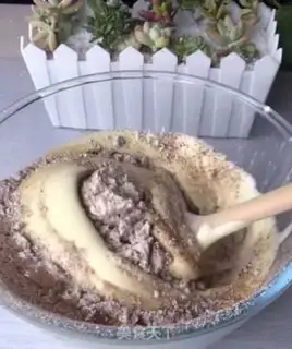 Make Christmas tree cake step 3
