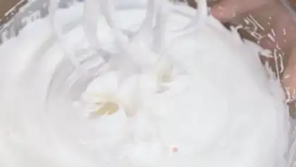 Make Christmas doughnuts step 5