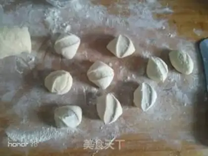Make A flower bun step 12