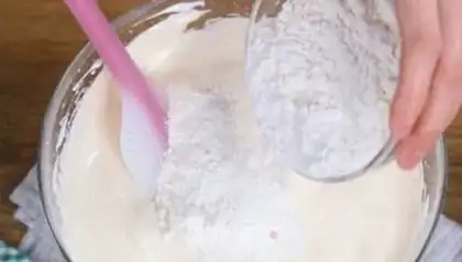 Make Christmas doughnuts step 7
