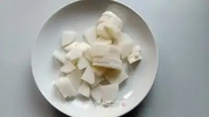 Make Rusty shrimp tofu soup step 1