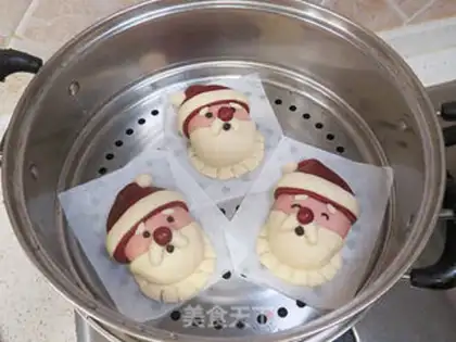 Make Santa step 22