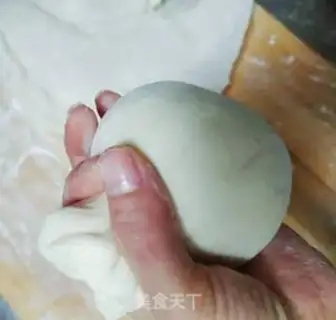 Make The yellow rice bun step 6
