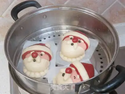 Make Santa step 24