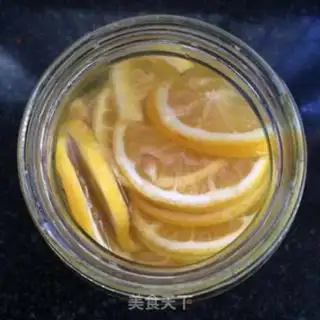 Make Honey gold orange lemon tea step 1