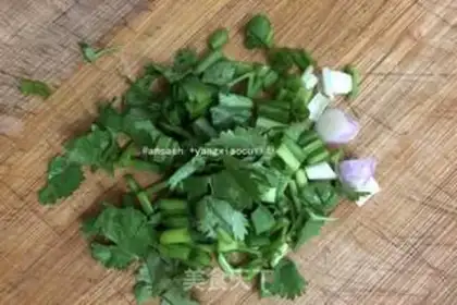 Make ♪ Purple egg noodle soup ♪ step 1