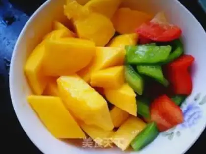 Make Mango shrimp step 2