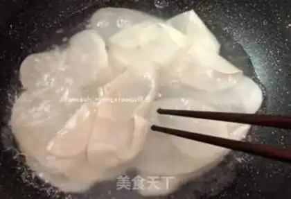 Make ♪ Purple egg noodle soup ♪ step 7