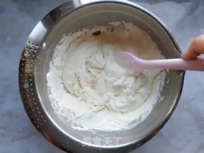 Make Rose lollipop cake step 6