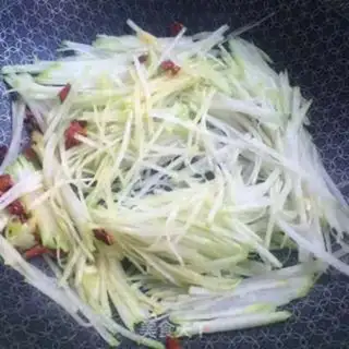 Make Piggy radish step 4