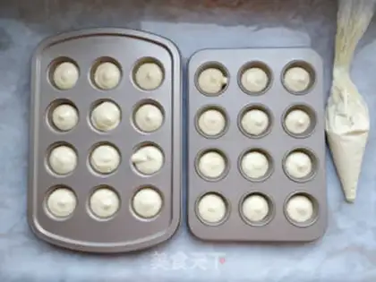 Make Rose lollipop cake step 8