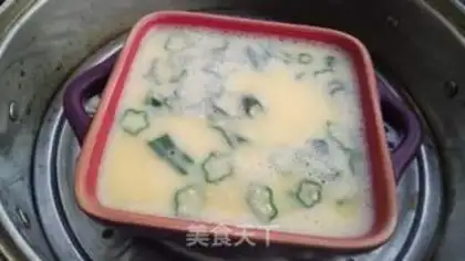 Make Steamed eggs with meatloaf step 4