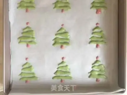 Make Christmas theme cake step 13