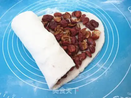 Make Soybean date roll step 6