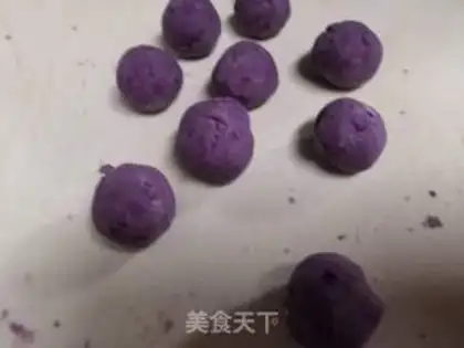 Make Potato ball step 2