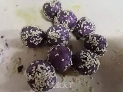 Make Potato ball step 3