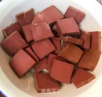 Make Five flowers for radish and tofu step 3