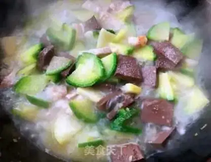 Make Five flowers for radish and tofu step 8