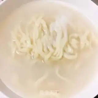 Make Bones soup noodles step 4
