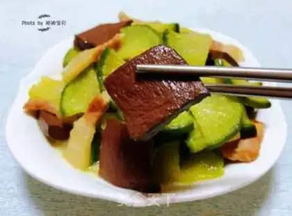 Make Five flowers for radish and tofu step 13