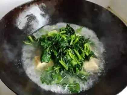 Make Spinach tofu soup step 9