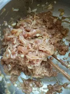 Make Roach pork dumplings step 7