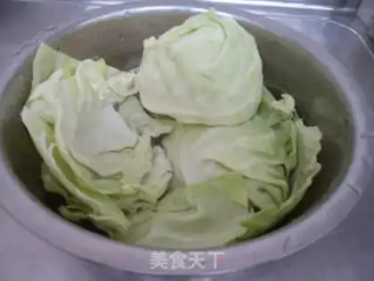 Make Bacon and cabbage step 1