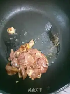 Make Autumn fried meat step 2