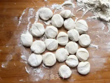 Make Roses holding eggs and dumplings step 19