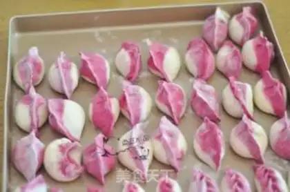Make Cream seafood dumplings step 11