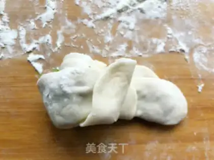 Make Roses holding eggs and dumplings step 24