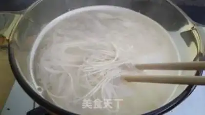 Make Homemade beef noodles step 2