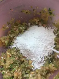 Make Roach meatballs step 15