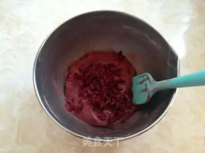 Make Red cranberry marfin cake step 7