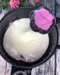 Make Snow souffle step 1