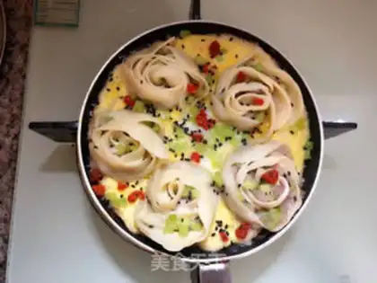 Make Roses holding eggs and dumplings step 32