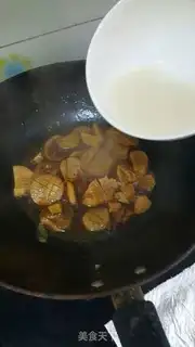 Make Pelican apricot step 6