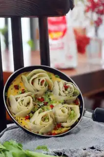 Make Roses holding eggs and dumplings step 35