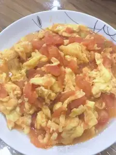 Make Tomato fried eggs step 8