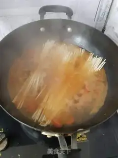 Make Tomato beef noodles step 6