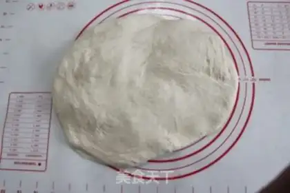 Make Christmas bread step 5
