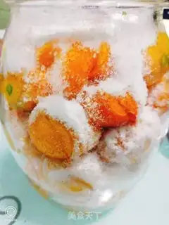 Make Golden orange sugar and honey step 3