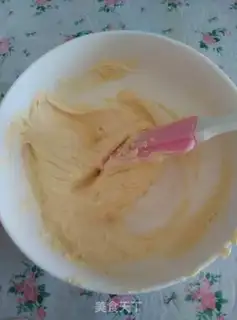 Make A pound cake of clot nuts step 4