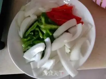 Make Spicy seafood potatoes step 2
