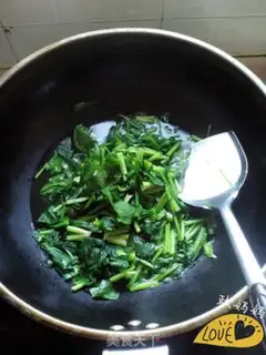 Make Meat-ding spinach soup step 2