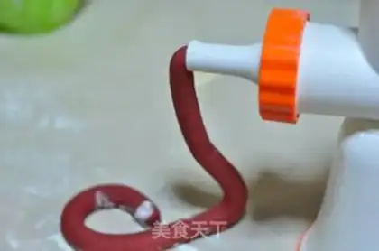 Make Red-tree buns step 2