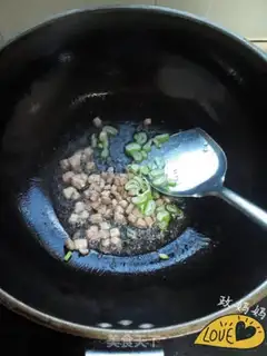 Make Meat-ding spinach soup step 5