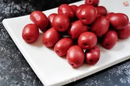 Make Red-tree buns step 10